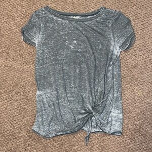 Women’s Gray Short Sleeve Shirt
